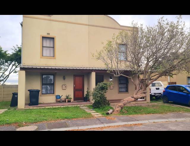 3 BEDROOM DUPLEX FOR SALE IN BARDALE VILLAGE